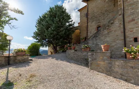 Appartement Tuja au château de Tocerano avec piscine : photo 16