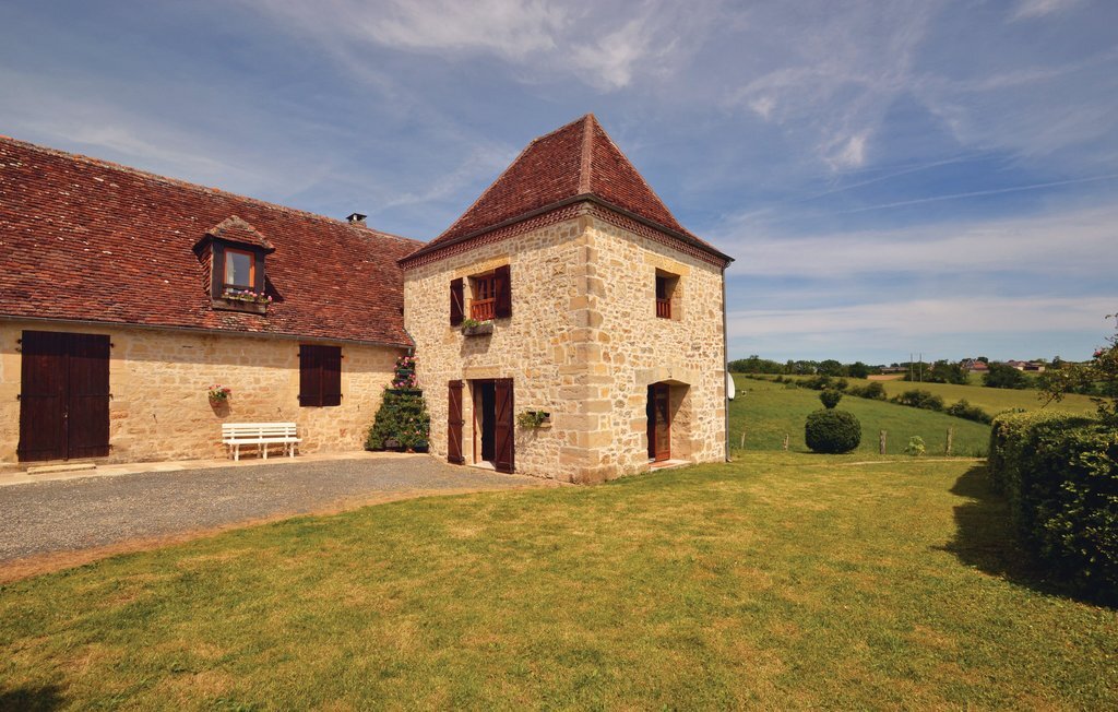 Maison de ferme restaurée 6 personnes à La-Chapelle-Saint-Jean - Photo 1