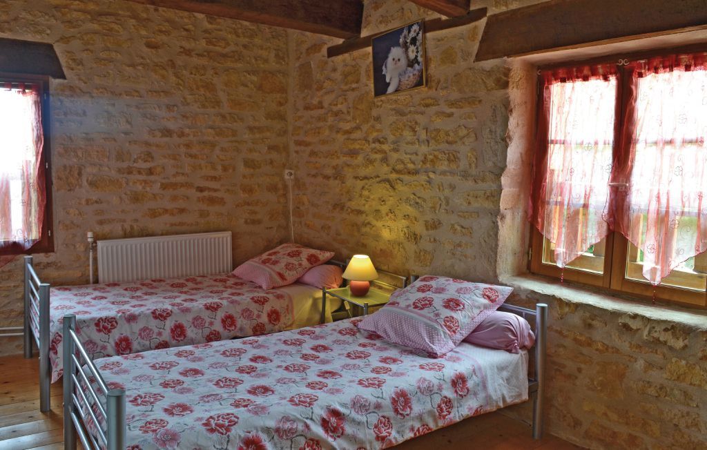 Maison de ferme restaurée 6 personnes à La-Chapelle-Saint-Jean - Photo 13