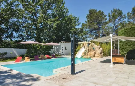 Maison 5 chambres avec piscine chauffée à Trets : photo 6