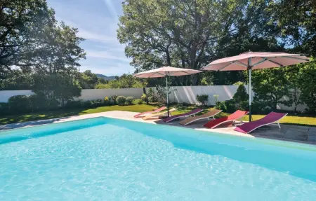 Maison 5 chambres avec piscine chauffée à Trets : photo 9