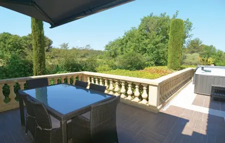 Maison 5 chambres avec piscine chauffée à Trets : photo 15