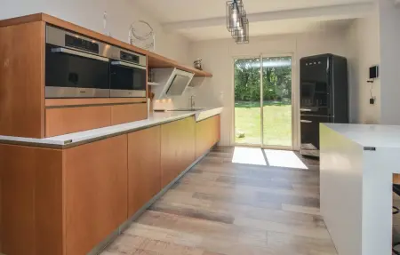Maison 5 chambres avec piscine chauffée à Trets : photo 21