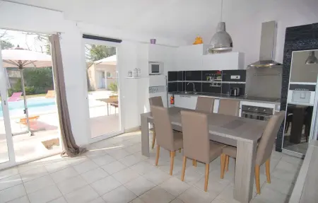 Maison 5 chambres avec piscine chauffée à Trets : photo 23