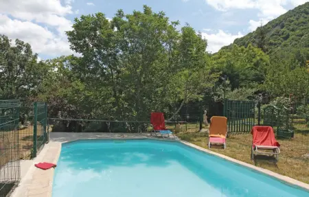 Maison 4 personnes à Mayres - Photo 3
