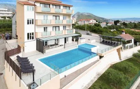 Location Maison 24 personnes à Mravince - Photo 13