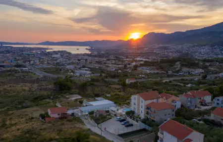 Location Maison 24 personnes à Mravince - Photo 25