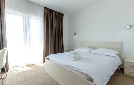 Location Maison 24 personnes à Mravince - Photo 43