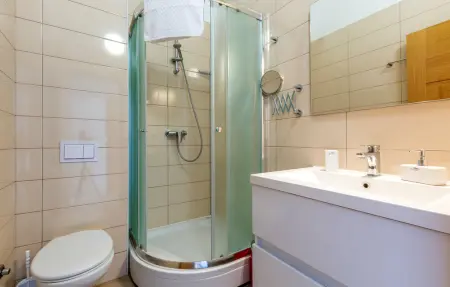 Location Maison 24 personnes à Mravince - Photo 52