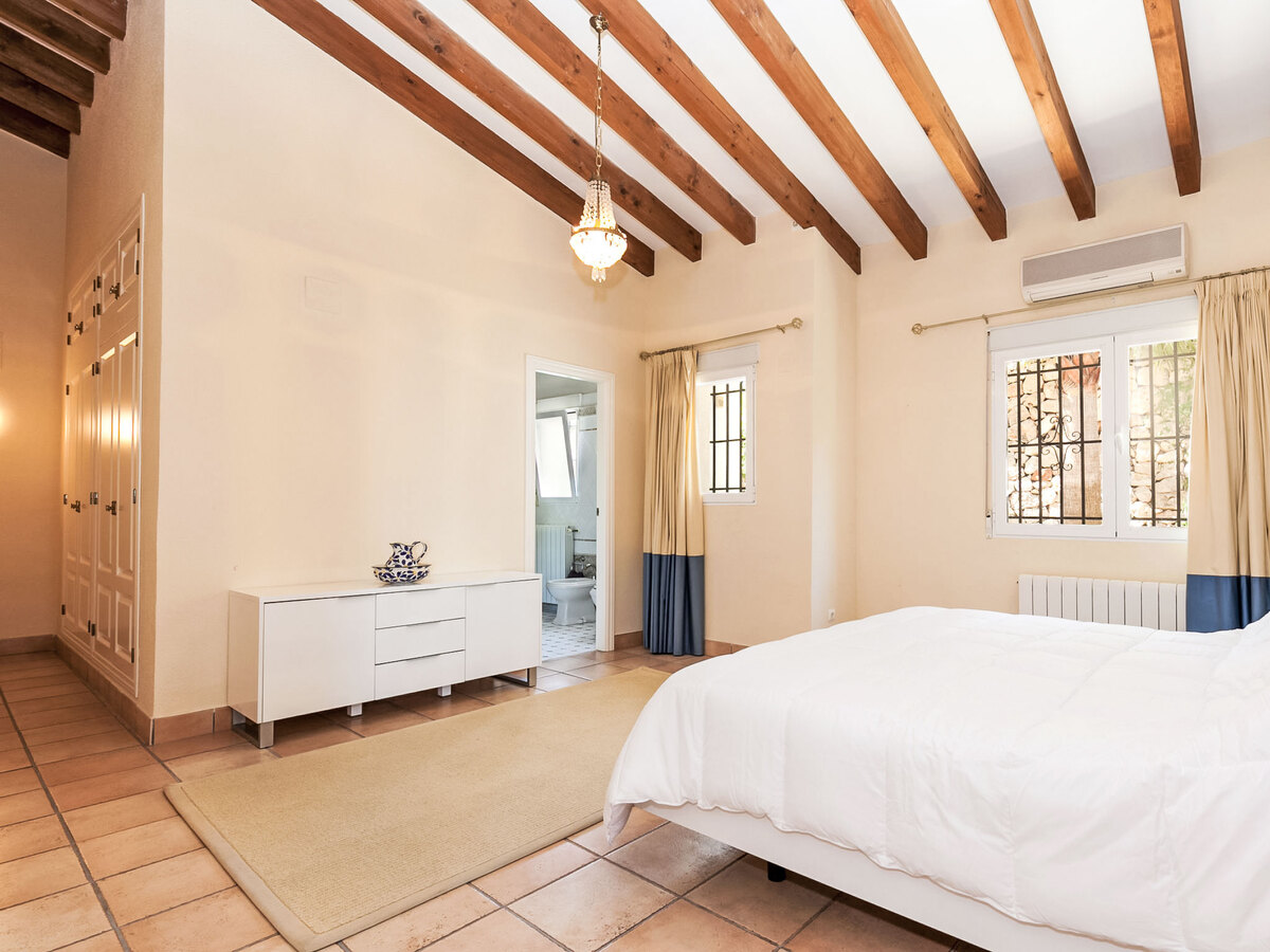 Villa Da Vinci, 5 chambres avec piscine à Pego - Photo 4