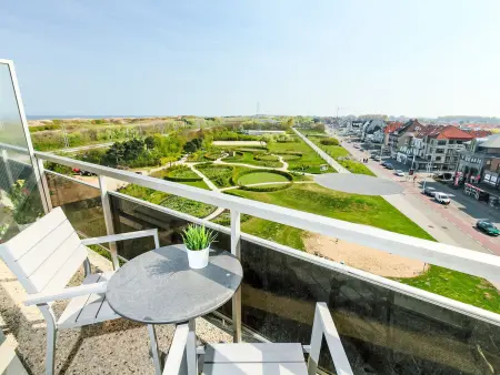 Location appartement à Bredene, Studio 604 with balcony