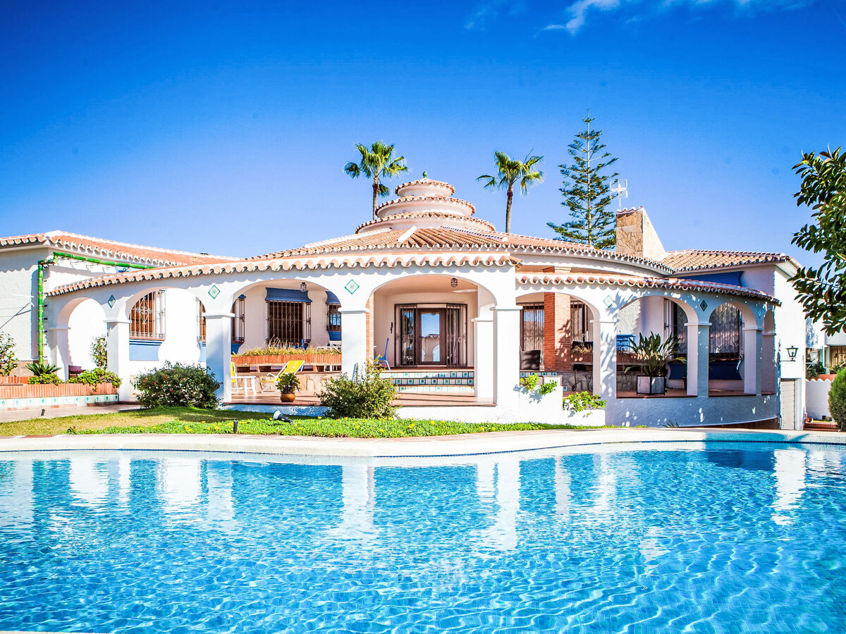 Zurbarán by the Sea, villa 150 m² avec piscine - Photo 1