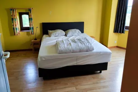 Gîte Castarière : 26 pers., jardin clos et jeux : photo 3