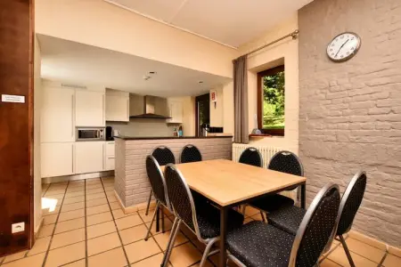 Gîte Castarière : 26 pers., jardin clos et jeux : photo 11