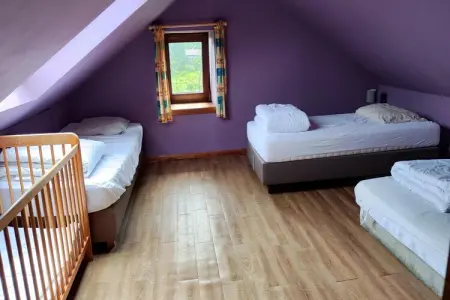 Gîte Castarière : 26 pers., jardin clos et jeux : photo 19