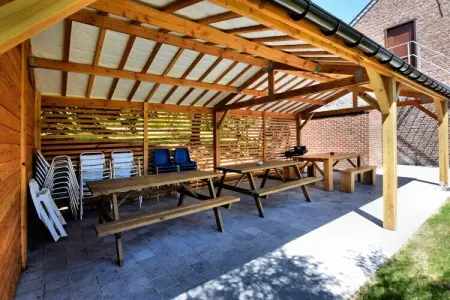 Gîte Castarière : 26 pers., jardin clos et jeux : photo 31