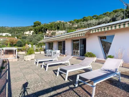 Les Balcons d'Eze – Appartement 130m² terrasse 125m² : photo 19