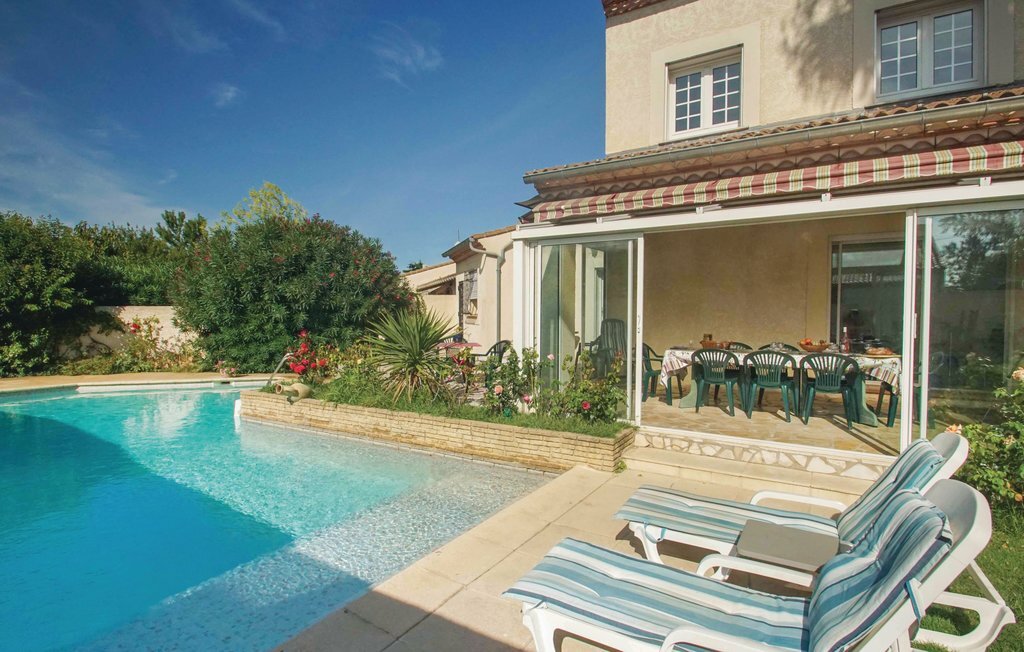 Maison 4 chambres avec piscine à Milhaud - Photo 11