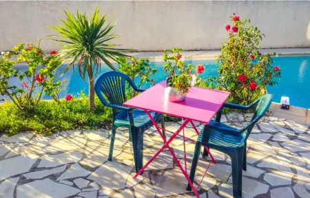 Maison 4 chambres avec piscine à Milhaud : photo 18