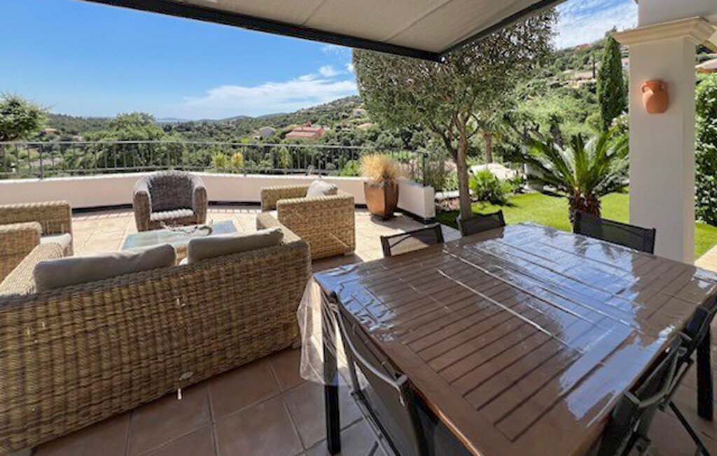 Villa vue mer à La Londe-les-Maures, piscine privée - Photo 15