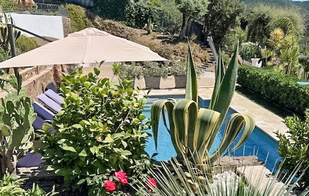 Villa vue mer à La Londe-les-Maures, piscine privée - Photo 18