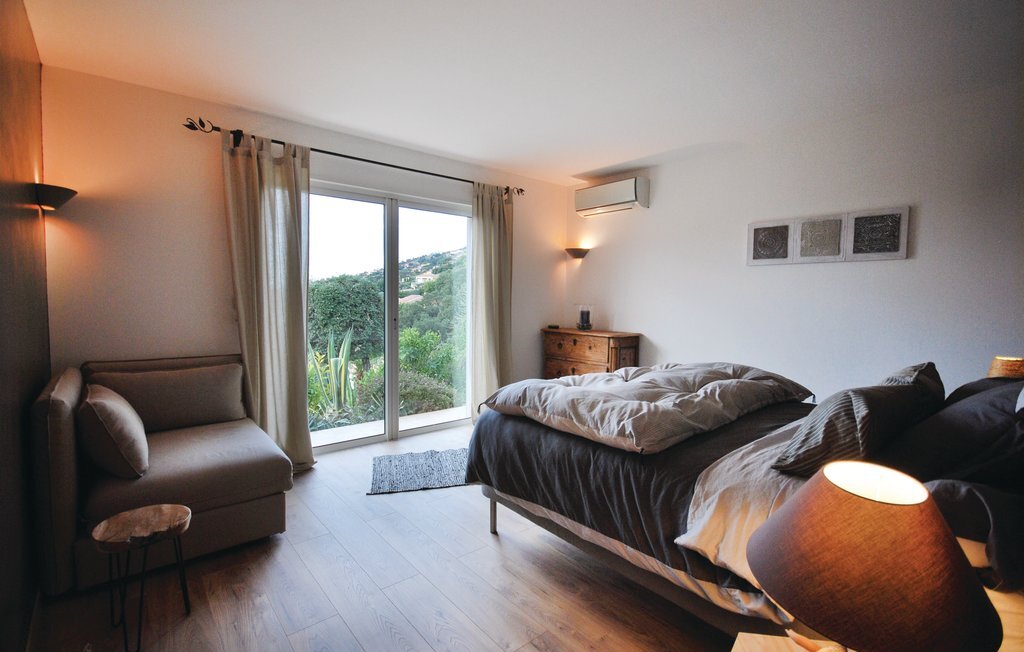Villa vue mer à La Londe-les-Maures, piscine privée - Photo 21