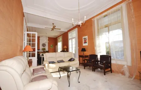 Maison 7 chambres avec piscine privée à Montagnac : photo 2