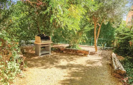 Maison 7 chambres avec piscine privée à Montagnac : photo 11