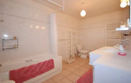 Maison 7 chambres avec piscine privée à Montagnac : photo 30