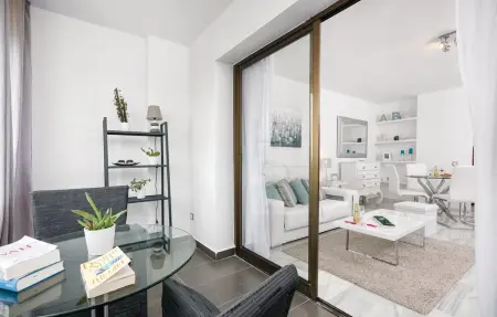 Appartement vue mer et montagne, 2 chambres, piscine commune à Mijas : photo 5