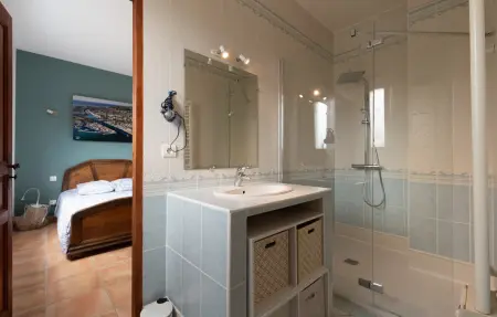 Maison 8 pers. avec piscine privée et vue sur Thau : photo 32