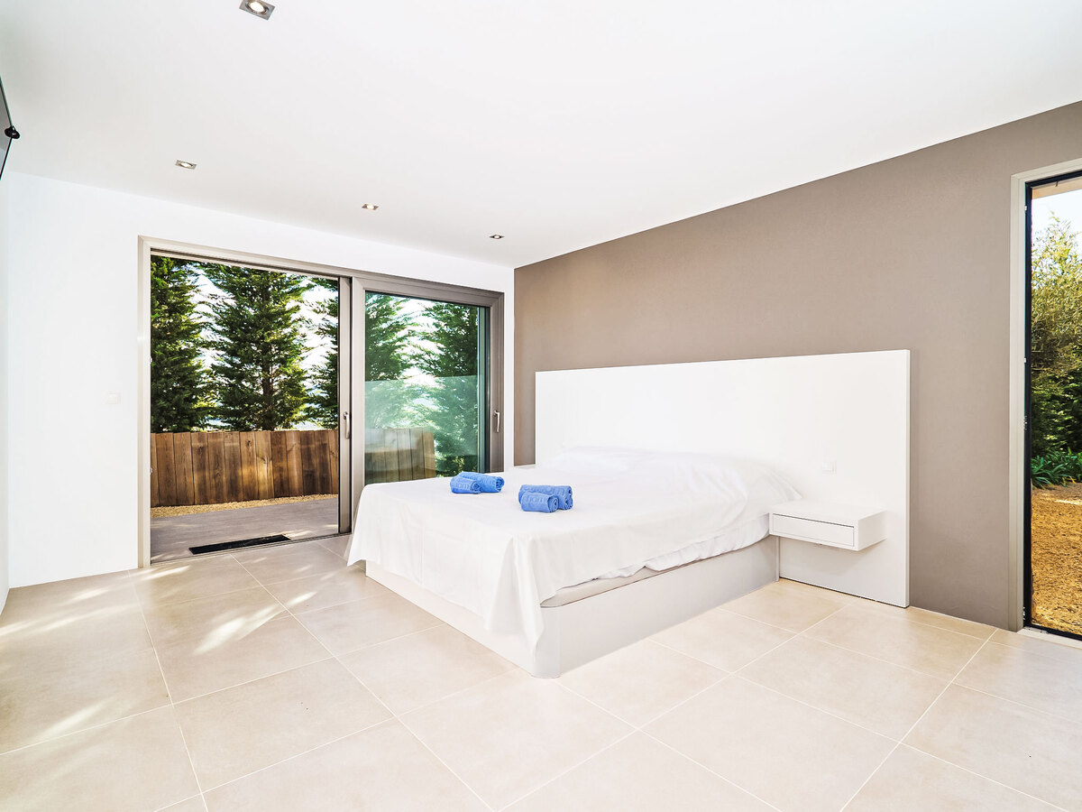 Villa Exorbo – 625 m², piscine chauffée et vue mer panoramique - Photo 13