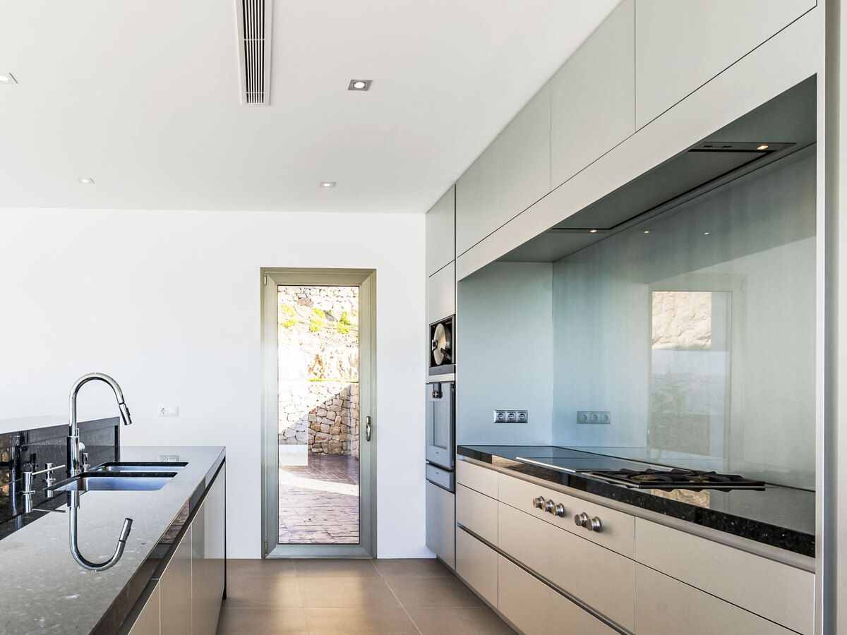 Villa Exorbo – 625 m², piscine chauffée et vue mer panoramique - Photo 20
