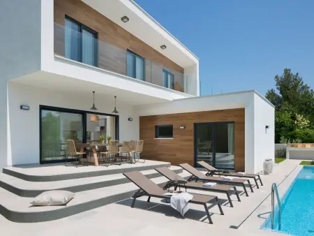 Villa Santa Marina – 6 personnes, piscine privée à Tar