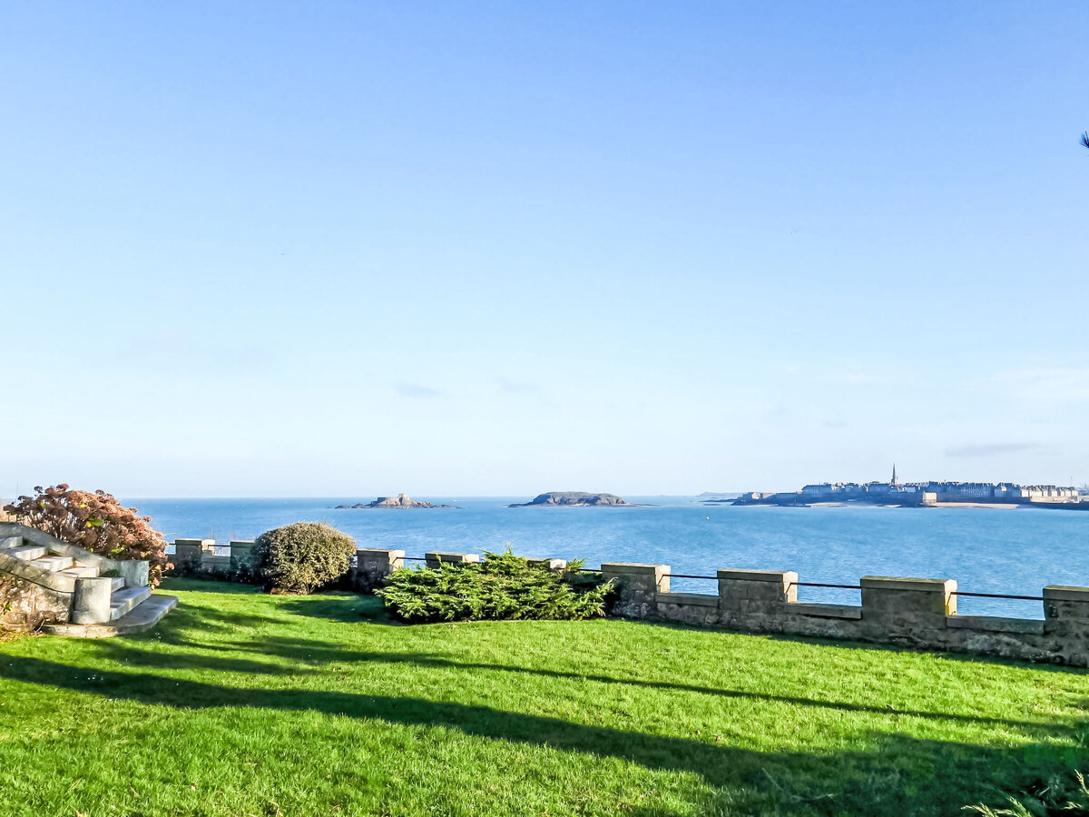 Studio 40 m² vue mer à Dinard, 170 m de la plage - Photo 12