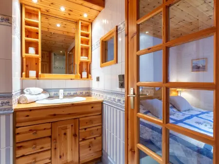 Les Tommeuses : Apt 3 pièces rénové, skis aux pieds à Tignes : photo 10