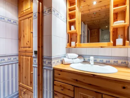 Les Tommeuses : Apt 3 pièces rénové, skis aux pieds à Tignes : photo 11