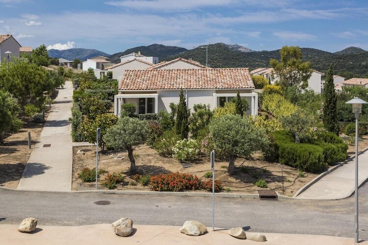 Maison 8 pers. à Belgodère, près plage Lozari - Photo 1