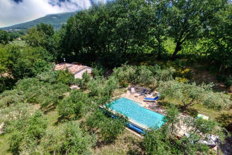 Villa Giuli, maison 6 personnes avec piscine à Assisi - Photo 1
