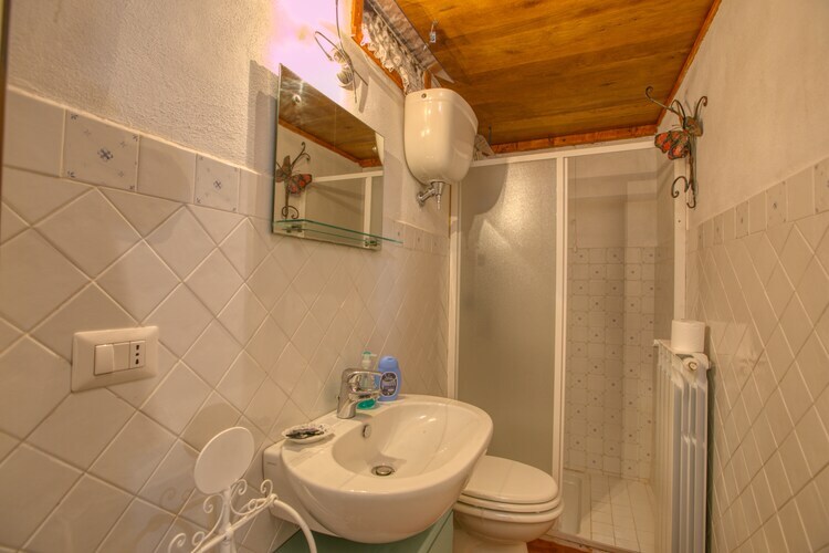 Villa Giuli, maison 6 personnes avec piscine à Assisi - Photo 24
