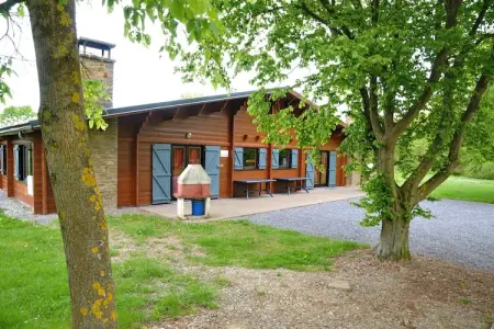 Location maison à Hour, Maison à Houyet avec sauna et jardin