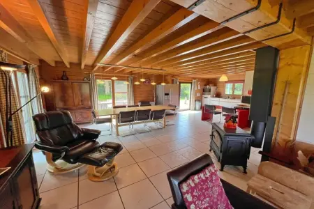 Chalet Amandi à Hampteau : 10 pers., vallée de l'Ourthe : photo 4