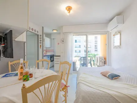 Appartement 2 pièces avec terrasse à 250m de la plage : photo 5