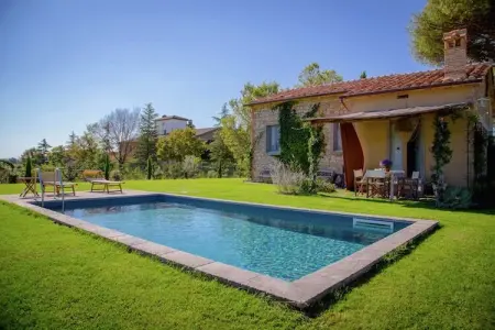 Nido, Villa à Cortona avec piscine et vue - Photo 10