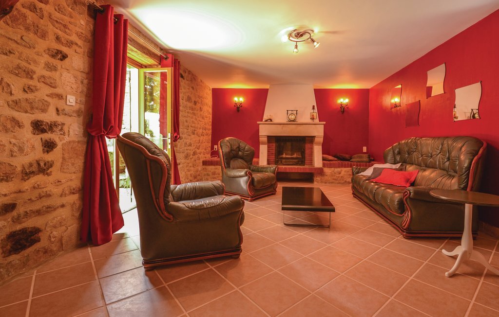 Maison en pierre avec piscine à Terrasson-Lavilledieu - Photo 4