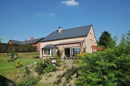 Location maison à Somme Leuze, Chalet à Somme-Leuze avec Spa et Sauna
