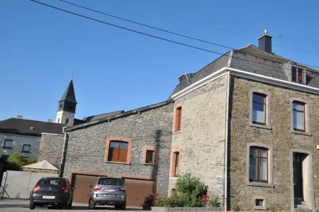Stone Lodge, Maison à Bastogne avec Sauna et Bain à Bulles - Photo 3