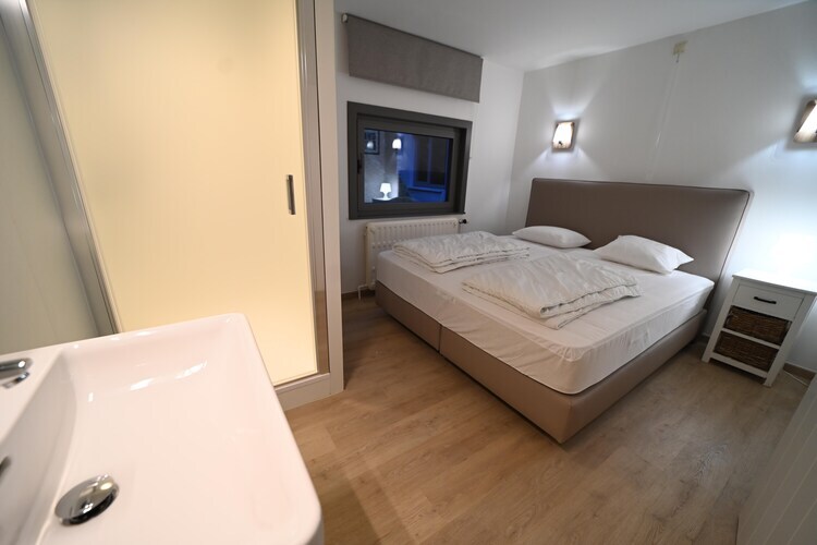 Maison ardennaise 18 personnes avec spa et piscine à Marche - Photo 16