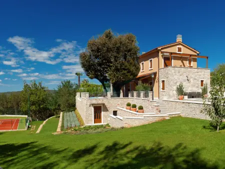 Villa Vlastelini, 8 pers., piscine chauffée et terrain privé : photo 4