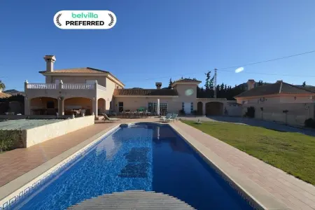 Location villa à El Algar, Villa à El Agar avec Piscine et Plages